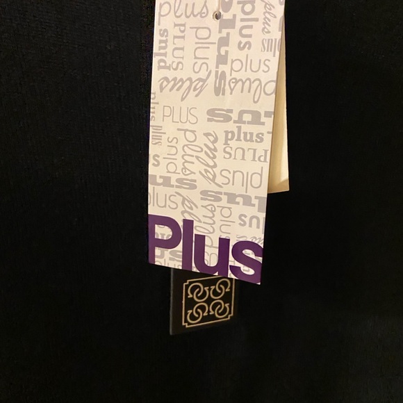 Cable & Gauge black crewneck sweater with sequences on sleeves - 2X (plus) -NWT - Picture 11 of 14